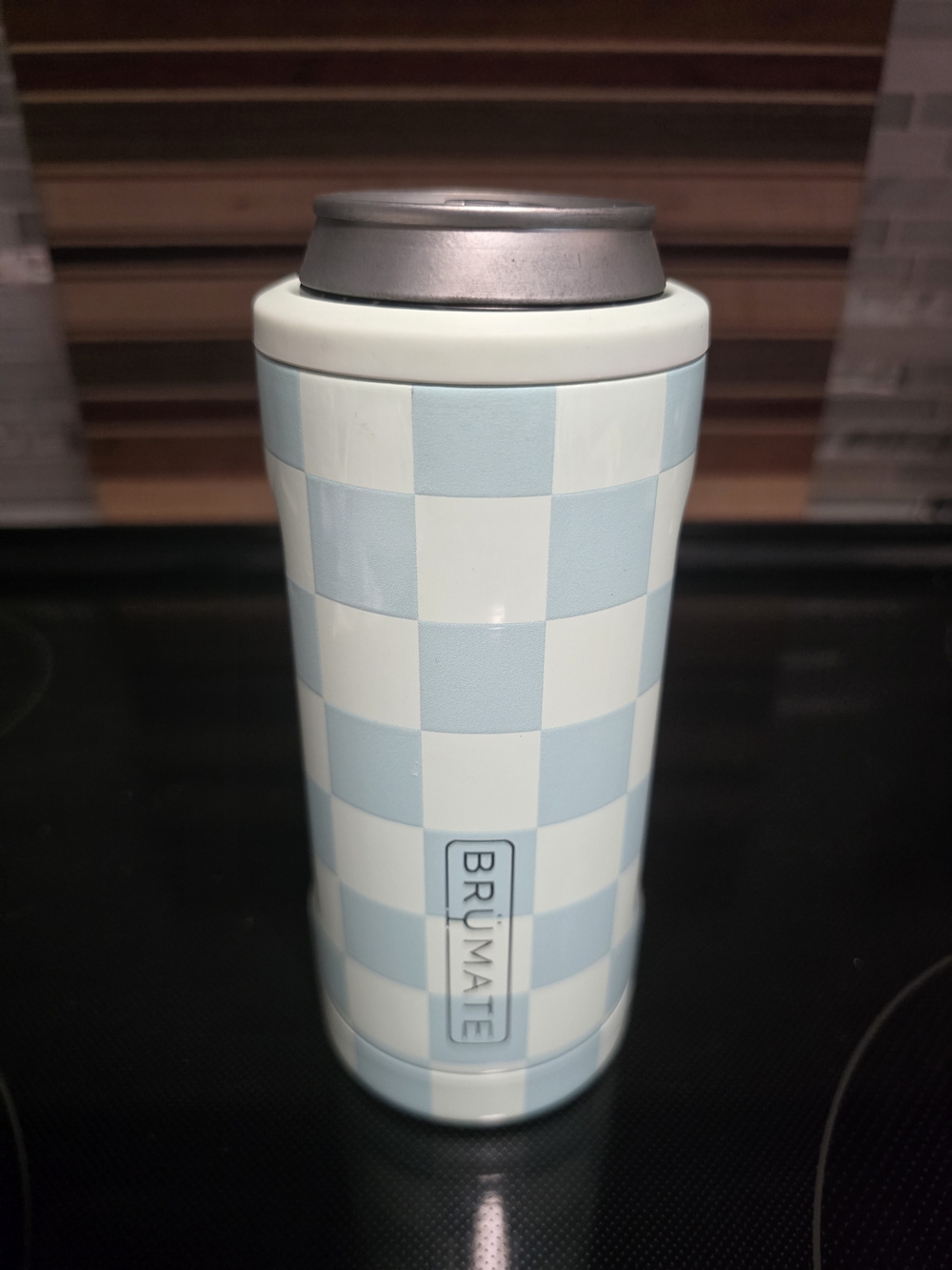 Seafoam Checkered Slim Can Cooler